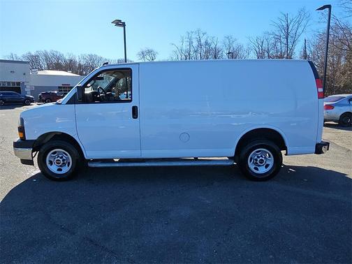 2024 GMC Savana 2500 Work Van