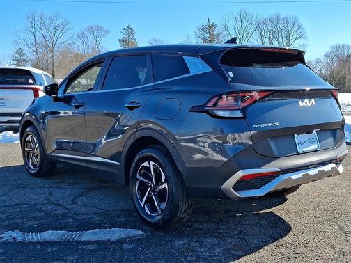 2023 Kia Sportage Hybrid LX
