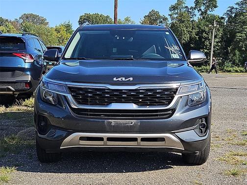 2023 Kia Seltos S