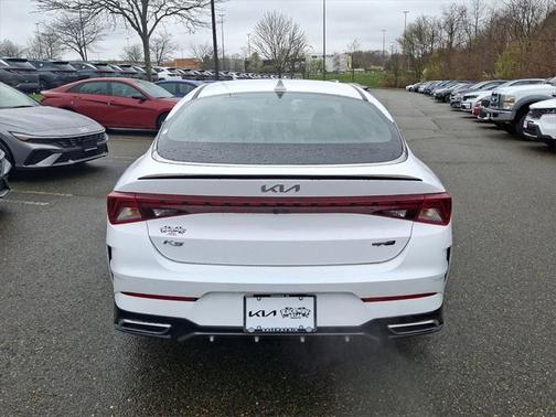 2022 Kia K5 GT-Line