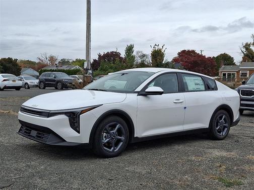 2025 Kia K4 LX
