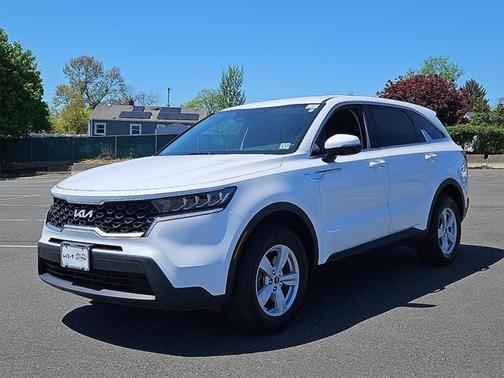 2022 Kia Sorento LX