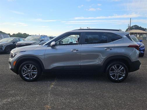 2023 Kia Seltos S