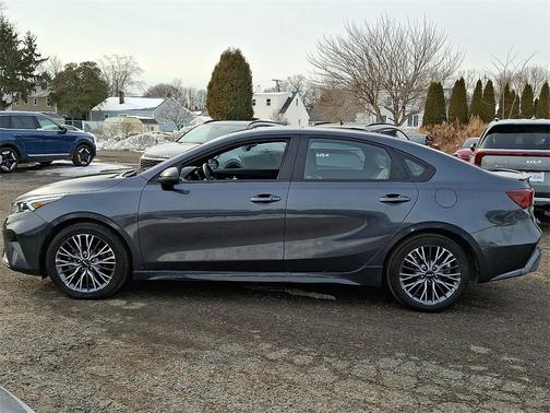 2023 Kia Forte GT-Line