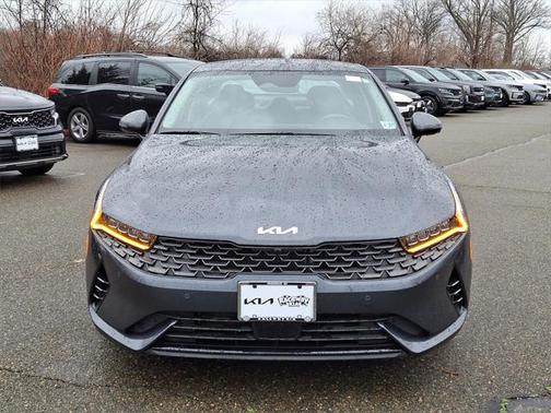 2022 Kia K5 EX