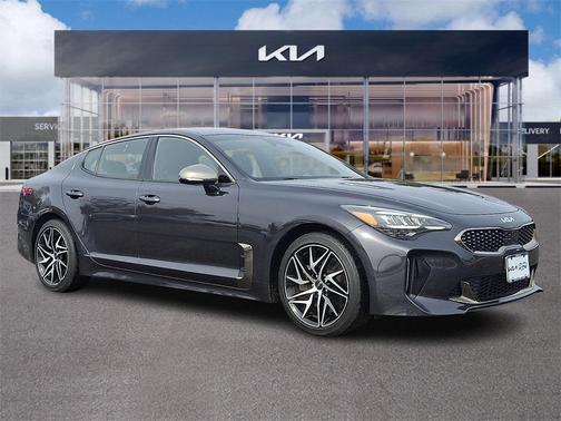 2022 Kia Stinger GT-Line