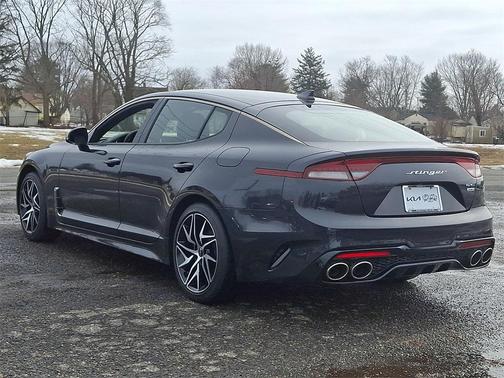 2022 Kia Stinger GT-Line