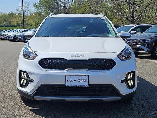 2022 Kia Niro LXS