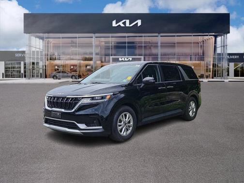 2022 Kia Carnival LXS