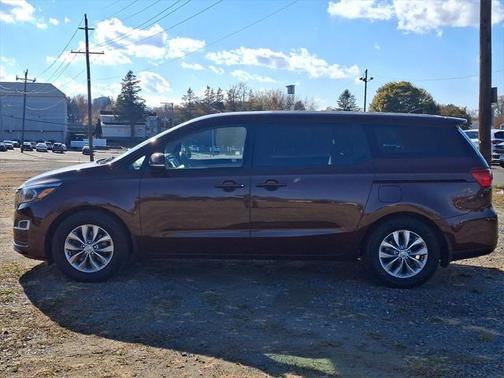 2020 Kia Sedona LX