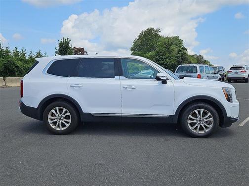 2022 Kia Telluride LX