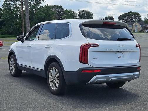 2022 Kia Telluride LX