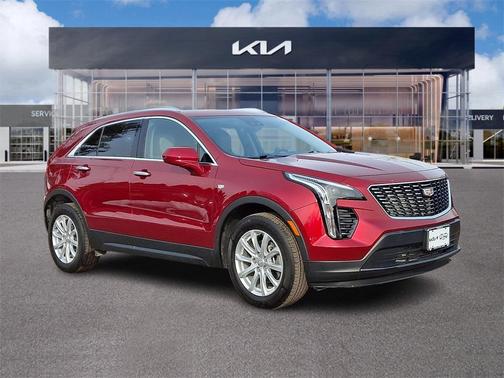 2023 Cadillac XT4 Luxury