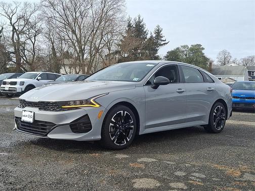 2023 Kia K5 GT-Line
