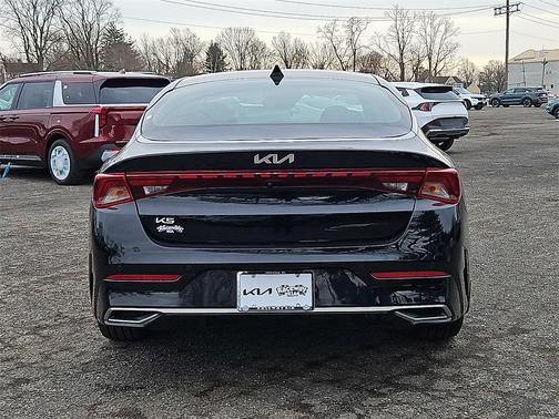 2023 Kia K5 EX