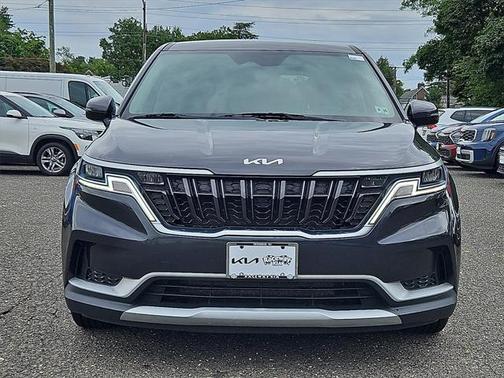 2022 Kia Carnival LXS