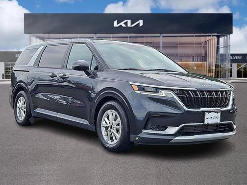 2022 Kia Carnival LXS