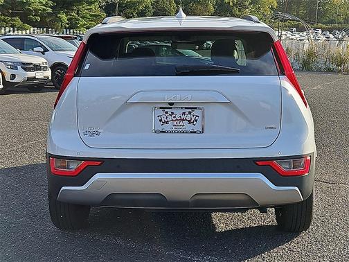 2023 Kia Niro EX