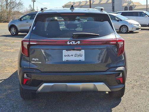 Gravity Gray 2026 Kia Seltos S