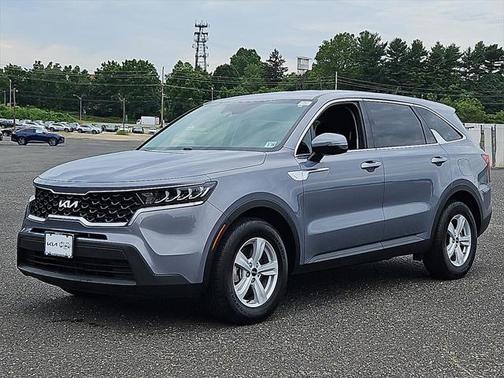 2023 Kia Sorento LX