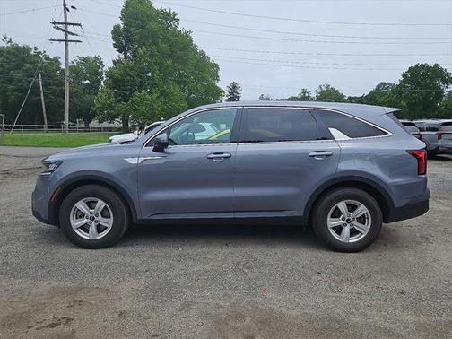 2023 Kia Sorento LX