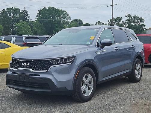 2023 Kia Sorento LX