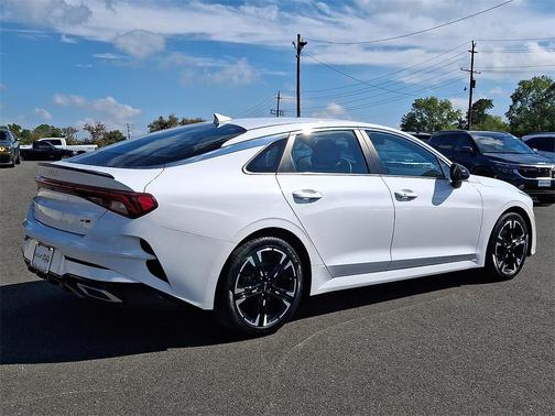 2022 Kia K5 GT-Line