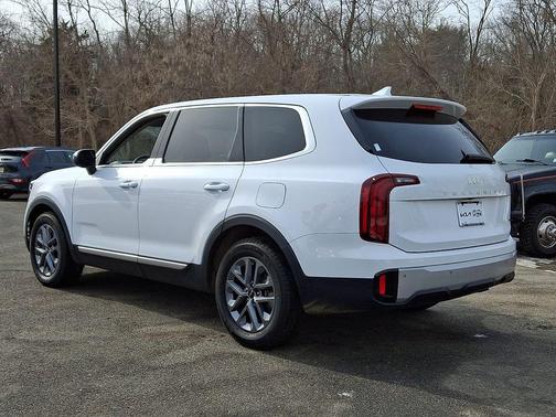 2024 Kia Telluride LX