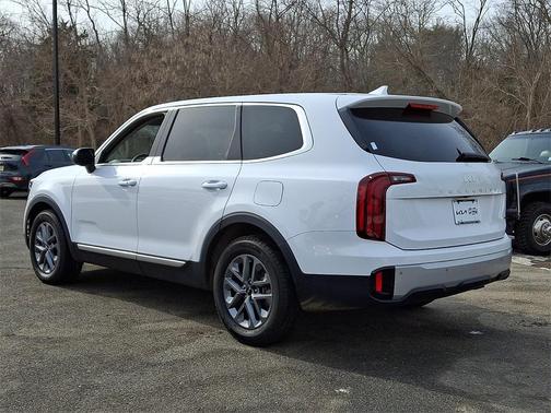 2024 Kia Telluride LX