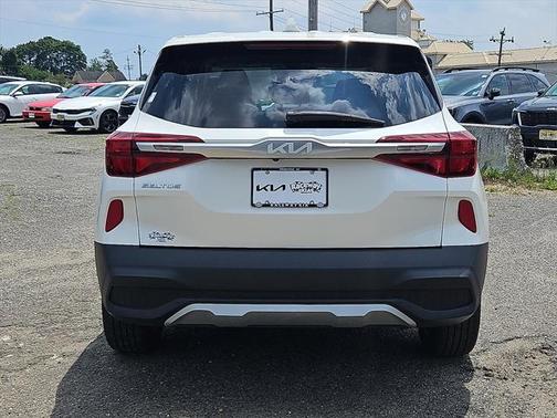 2022 Kia Seltos LX