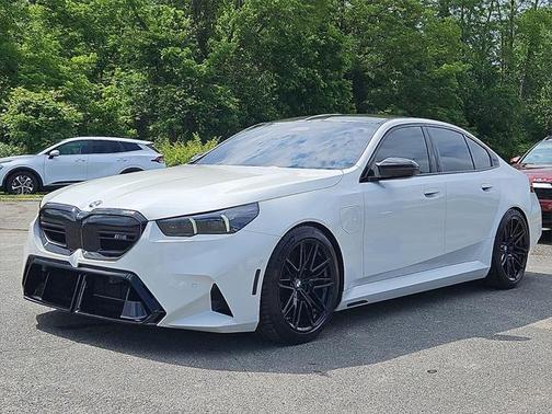 2025 BMW M5 Base
