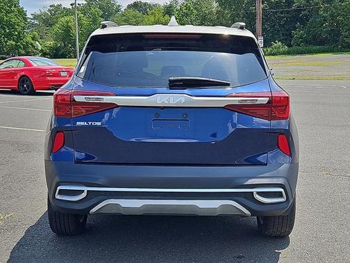 2022 Kia Seltos S