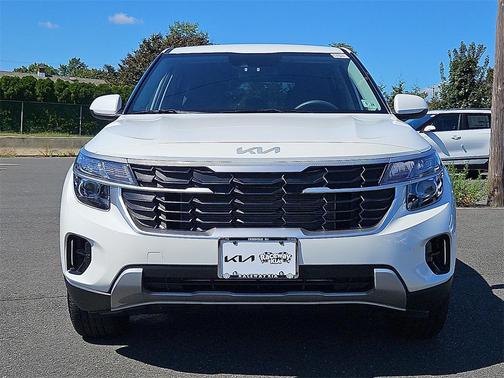 2024 Kia Seltos LX