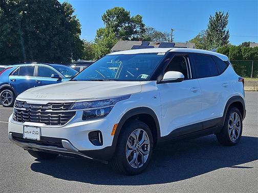 2024 Kia Seltos LX