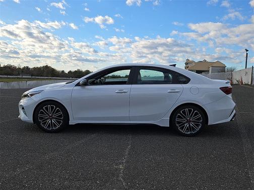 2022 Kia Forte GT