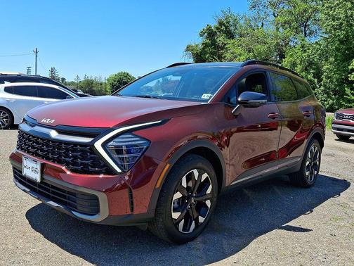 Dawning Red 2024 Kia Sportage X-Line