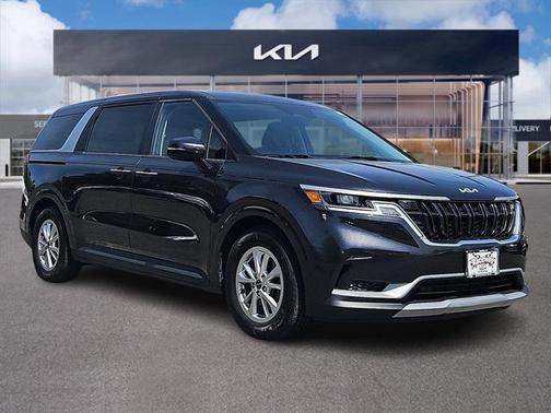2022 Kia Carnival LXS