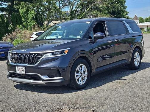 2022 Kia Carnival LXS