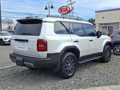 2024 Toyota Land Cruiser Base