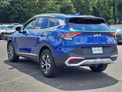 2025 Kia Sportage EX