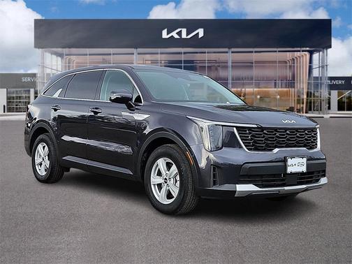 2025 Kia Sorento LX