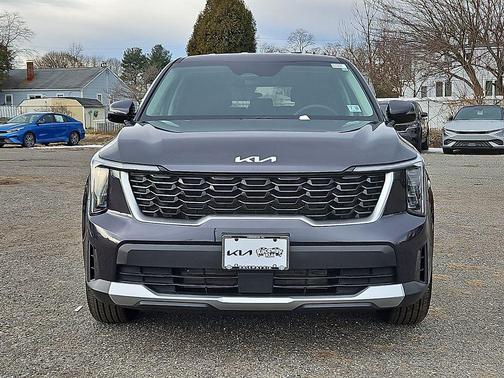 2025 Kia Sorento LX