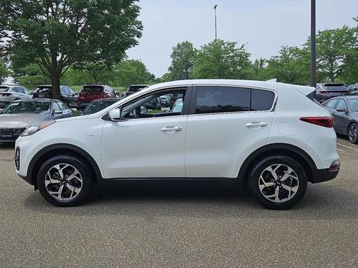 2022 Kia Sportage LX