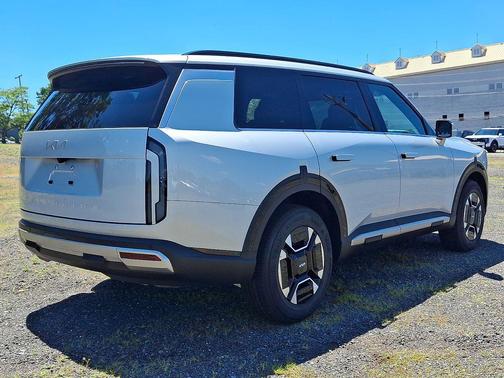 Ivory Silver 2027 Kia Telluride Hybrid EX