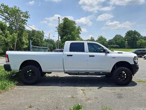 2019 RAM 2500 Tradesman Crew Cab 4x4 8' Box