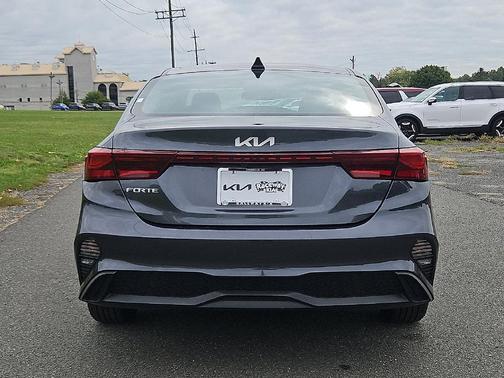 Gravity Gray 2023 Kia Forte LXS
