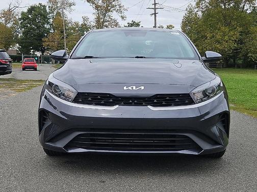 Gravity Gray 2023 Kia Forte LXS