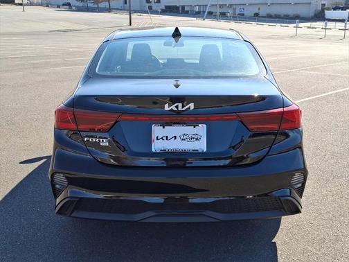 2024 Kia Forte LX