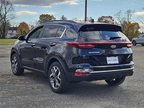 2022 Kia Sportage EX