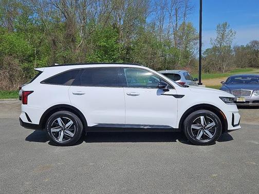 2022 Kia Sorento S